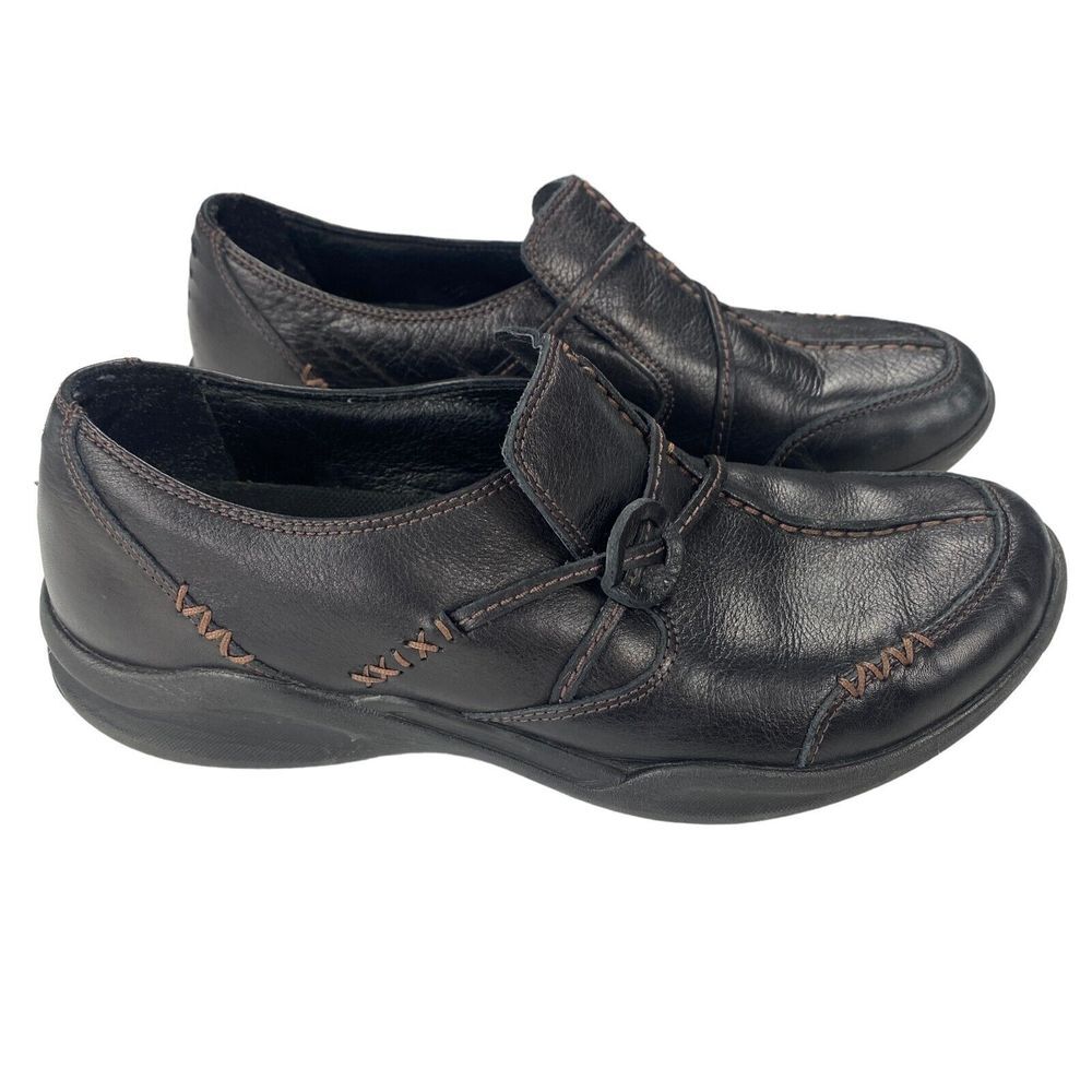 Clarks Wave Loafers Women's Size‎ 8M Black Leather Split Toe Stitch Slip On